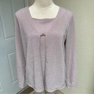 AGB-BYER. Pale Lilac/Silver Sparkling Top. Long sleeves. Silver buckle o…